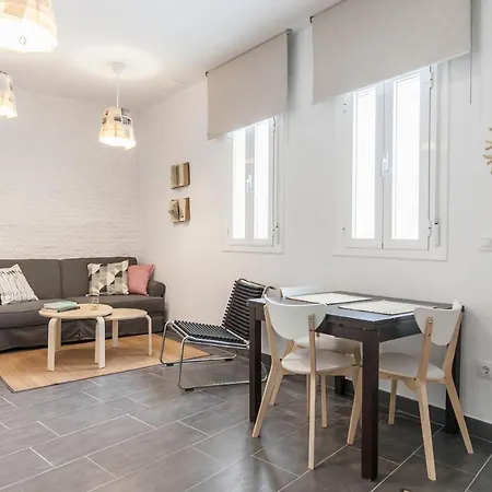 Spectacular Modern In The Center Appartement